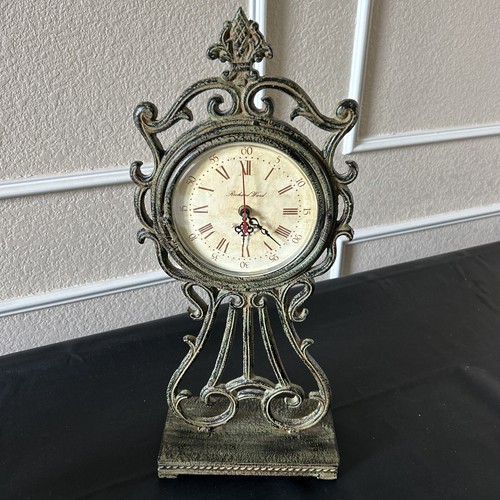 Clock vintage winchester - vintage, desk