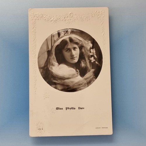 Edwardian actress postcard - edwardian,