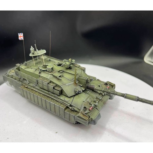 Scale uk challenger 2 - am, 1:72