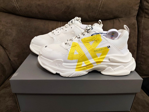 Balenciaga triple tape type - s,