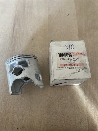 Genuine yamaha it250 piston - genuine,