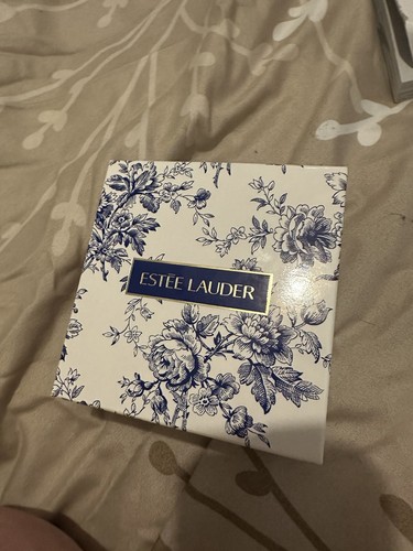 Estée lauder skincare - ✨,