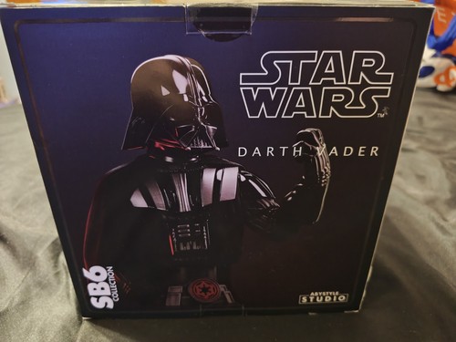 Star wars darth vader bust - star,