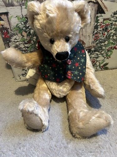 Artist teddy bears - artist, winfred