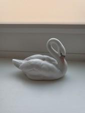 Lladro Swan Porcelain 2006