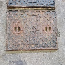 Reclaim Cast iron Manhole