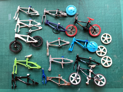 Flick trix finger - finger, bmx