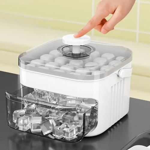 Cube ice maker - ice, with