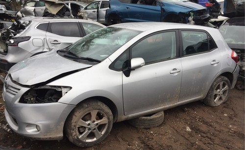 Toyota auris d4d diesel - toyota, 1.4