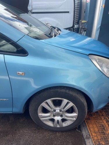 Vauxhall corsa wing drivers - wing,