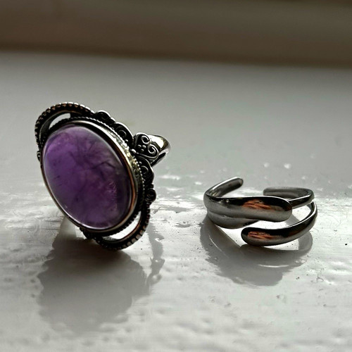 Costume jewellery silver
