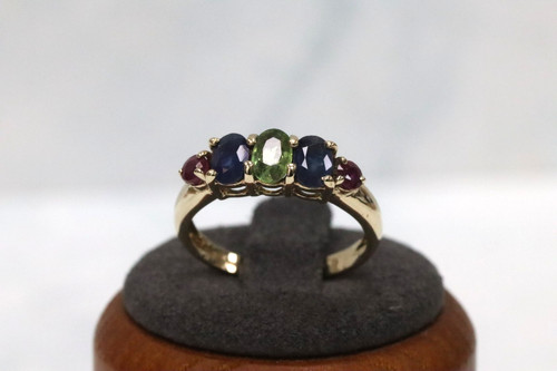 9ct yellow gold ruby - 9ct,