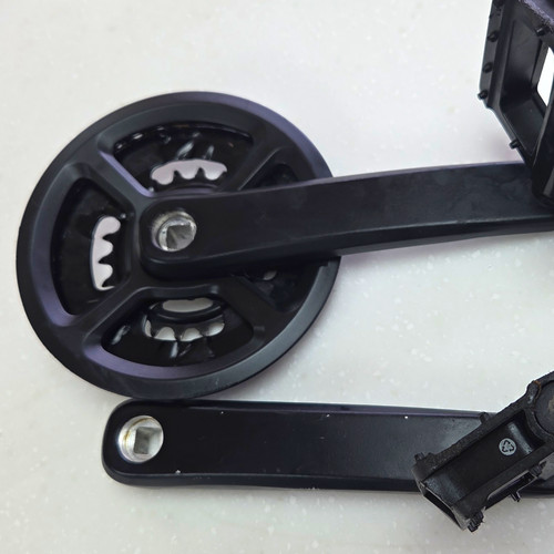 Black square taper 22 - black,