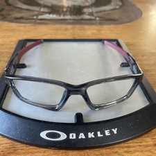 Oakley Crosslink Sweep In Grey With Cardinal Arms