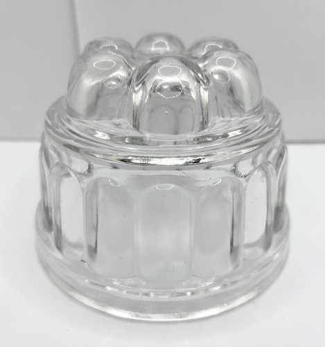 Vintage round glass jelly - round,