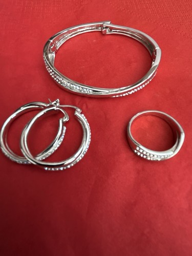 Bracelet earrings and - bracelet,,