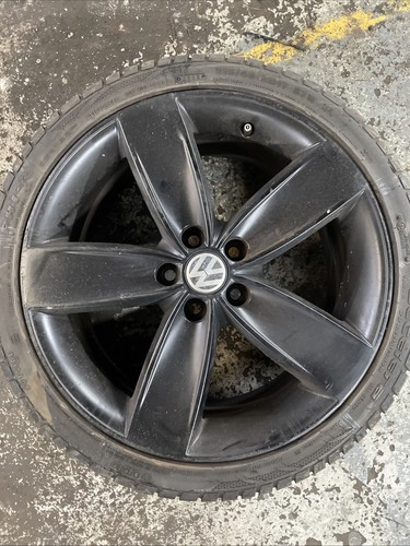 Genuine volkswagen polo - volkswagen,