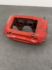 Front brake caliper - front,