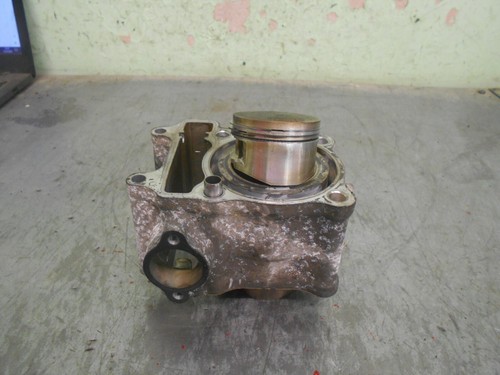 Honda fes 125 pantheon barrel - honda,