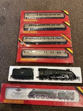 Hornby R350 A4 Mallard & 4