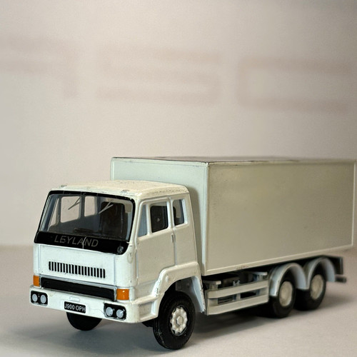 Base toys leyland - base-toys,