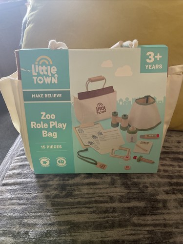 Little town zoo role play - little,