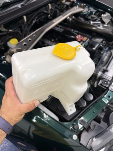 R33 gtr washer bottle - r33/34,