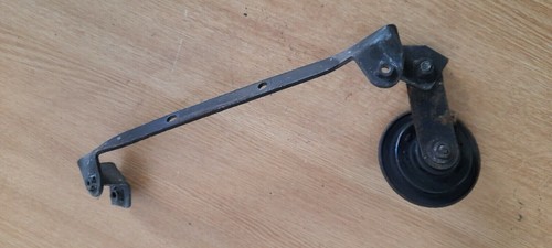 Suzuki rf600 radiator bracket - suzuki,