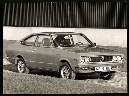 Photograph datsun 160 j - datsun,