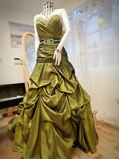 Exquisite Designer Evening