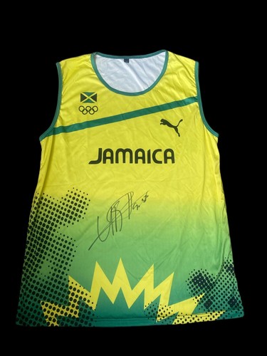 Usain bolt hand - hand, jamaica