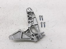 2015 ASTON MARTIN VANTAGE V12 Convertible Right Seatbelt Bracket 6G33611D38BA 