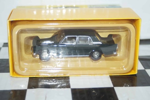 Vanguards ford zephyr mk3 - vanguards,