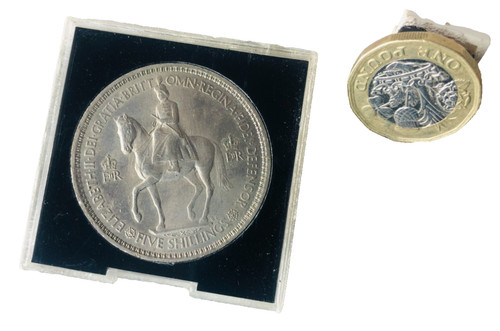 Collectable coin queen - collectable,