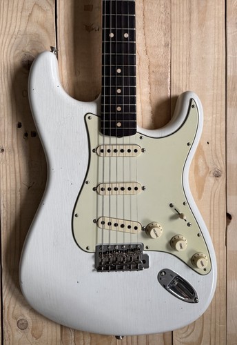 Fender custom shop - '63, reissue