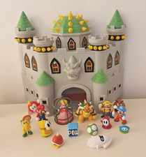 Jakks Super Mario Bowser Castle Playset + 16 Figures