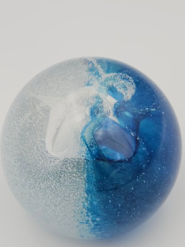 Caithness blue and - white, art