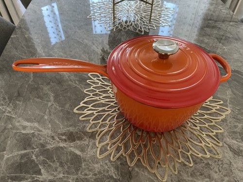 Creuset cast iron saucepan - le,