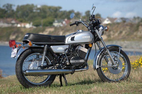 Yamaha rd350b 1975 - yamaha,