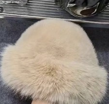 Ladies Faux Fur Hat In Ivory Lightweight.