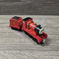 Take Along n play Thomas The Tank Engine & Friends Train - JAMES