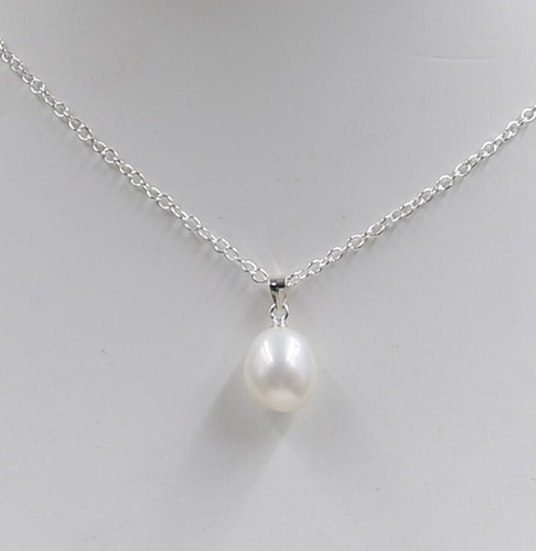 Akoya white pearls - 9,