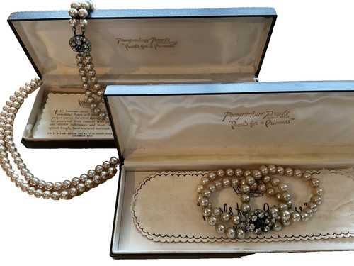 Pompadour pearls for - pompadour, a