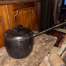 VINTAGE BLACK ENAMEL POT LONG HANDLE COOKING PAN 9” X 6.5” Gypsy Pan