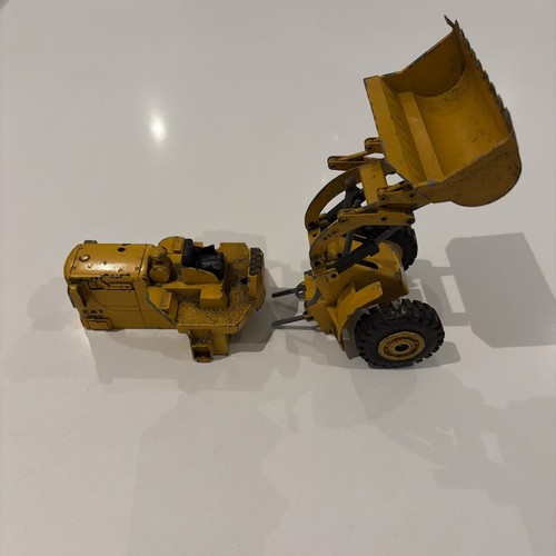 Vintage diecast cat - 1/24,