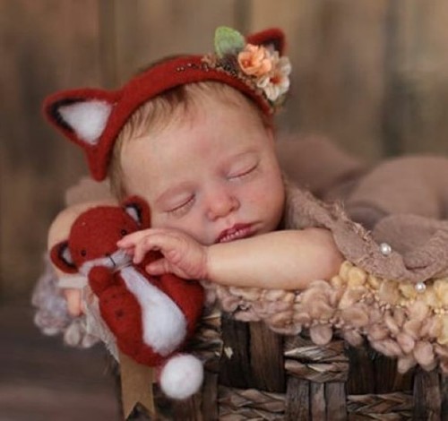 Claudia sleeping authentic - claudia,