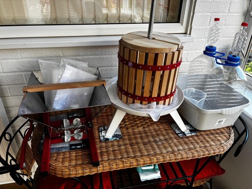 Wine juice cider kit and - wine/juice/cider,