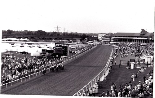 Chester racecourse press - chester,