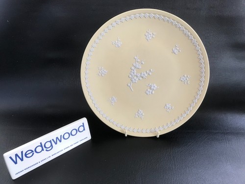 Wedgwood yellow jasperware
