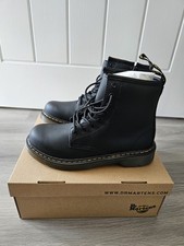 New Dr Martens Junior 1460